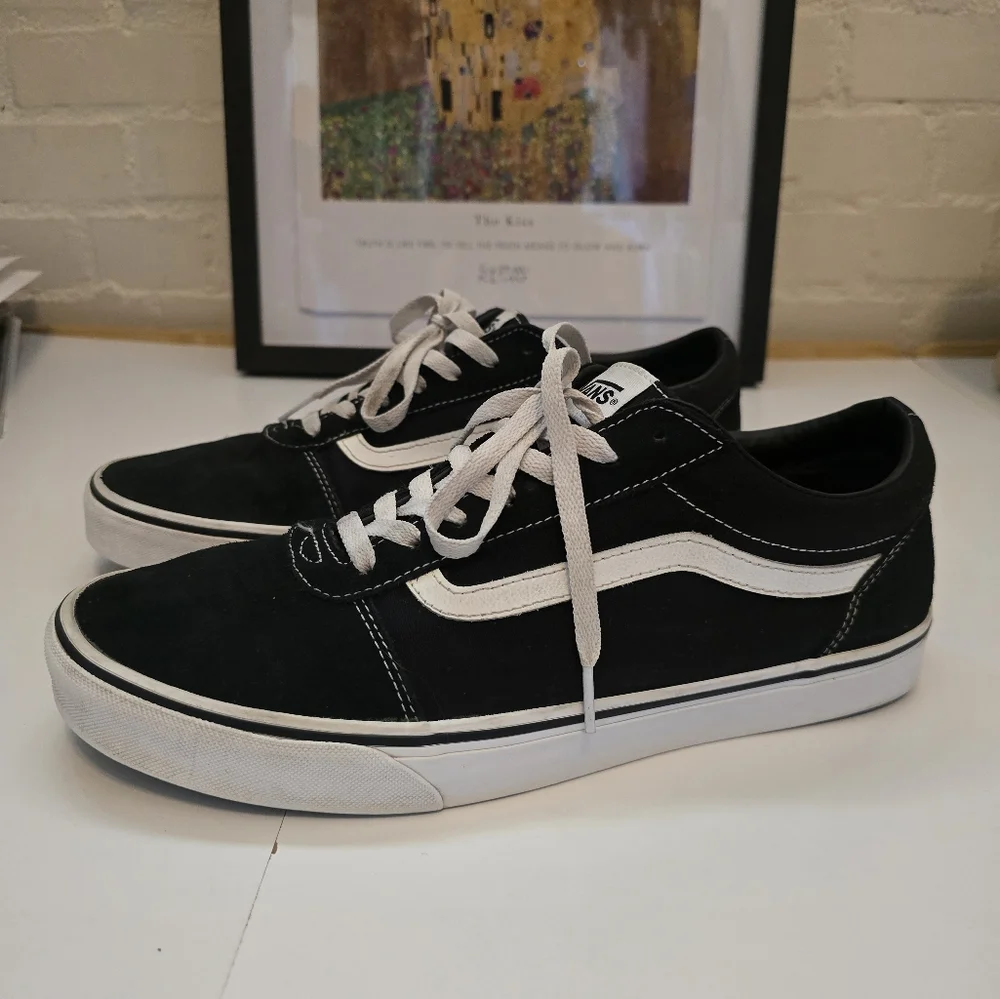 Vans Lace Up Shoes Mens Size 12 - Picture 1 of 16
